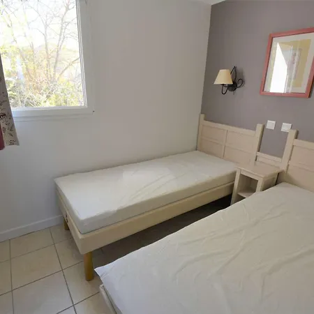 Maison Duplex Avec Terrasse - 6 Pers, 4 Pieces, Wifi, Animaux Bienvenus, Parking Inclus - Fr-1-382-185